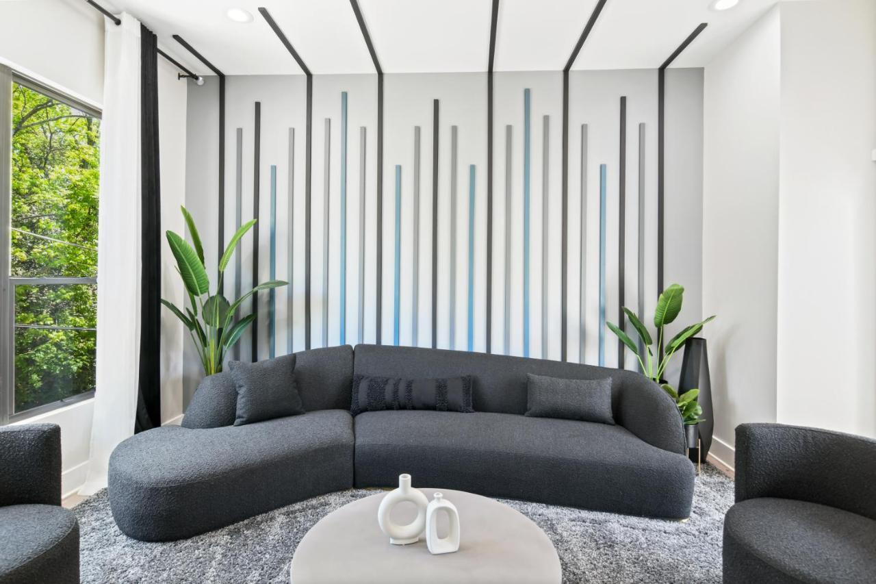 The Red Door - Ultra Modern Atlanta Home - Designedbydom Luaran gambar
